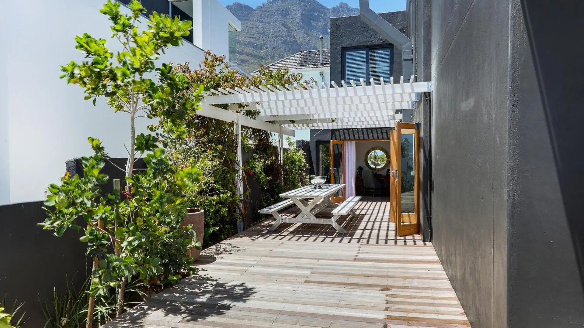 Jo Leo - Camps Bay Lux Villa With Views & Pool Ciudad del Cabo